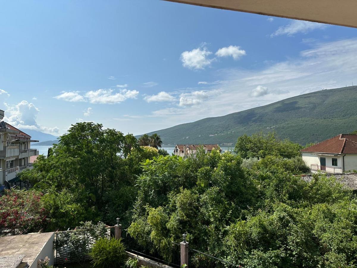 Villa Alla Bed And Breakfast Herceg Novi Eksteriør billede