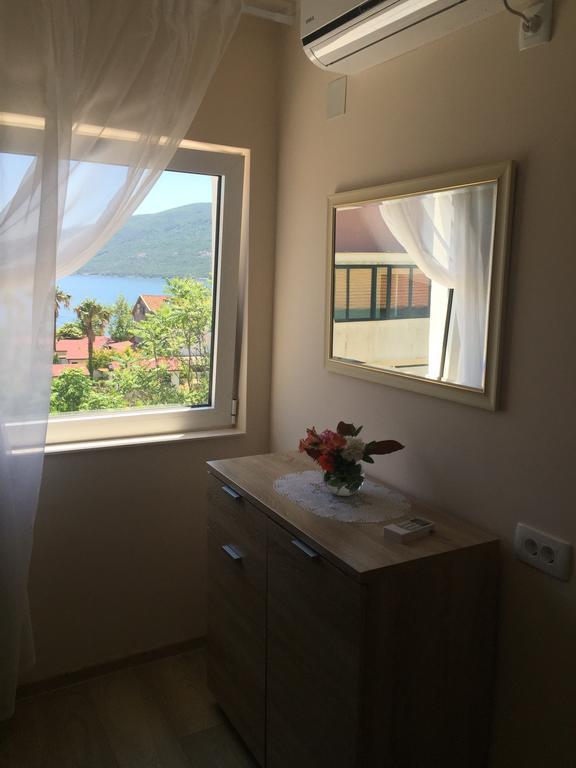 Villa Alla Bed And Breakfast Herceg Novi Eksteriør billede