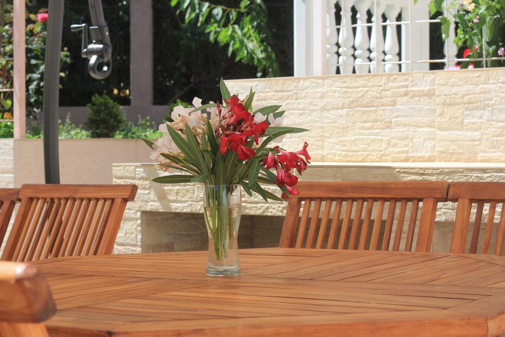 Villa Alla Bed And Breakfast Herceg Novi Eksteriør billede